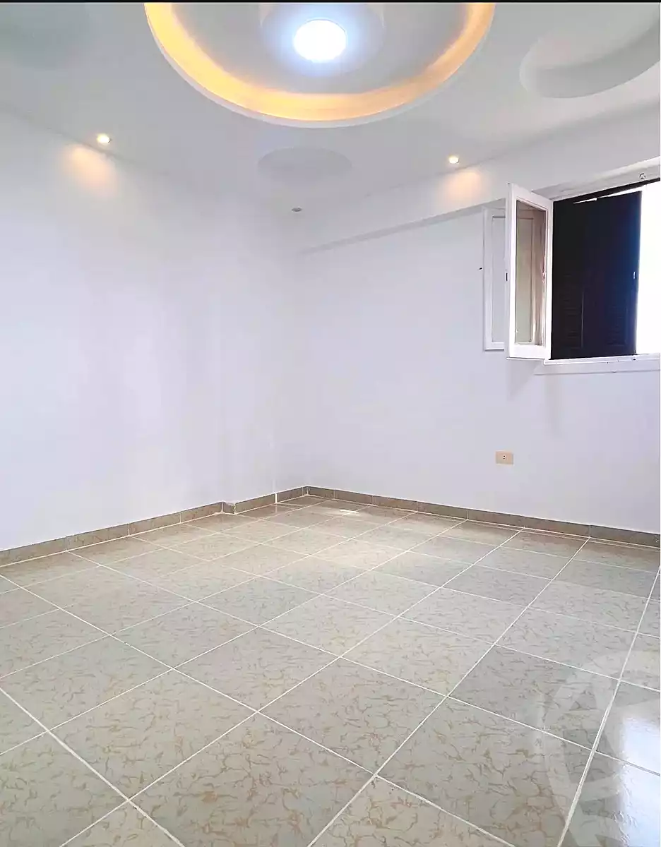 https://aqarmap.com.eg/en/listing/7345629-for-sale-alexandria-al-agamy-shataa-el-nakheel