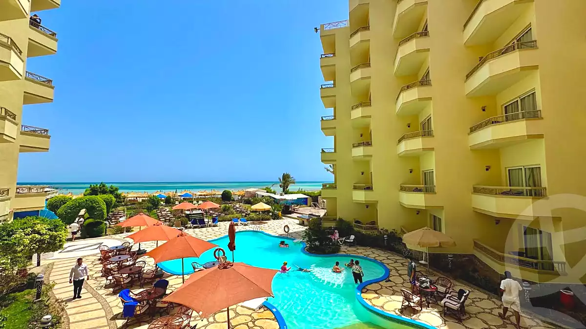 https://aqarmap.com.eg/ar/listing/7345867-for-sale-red-sea-hurghada-resorts-grand-rock-resort-al-hares