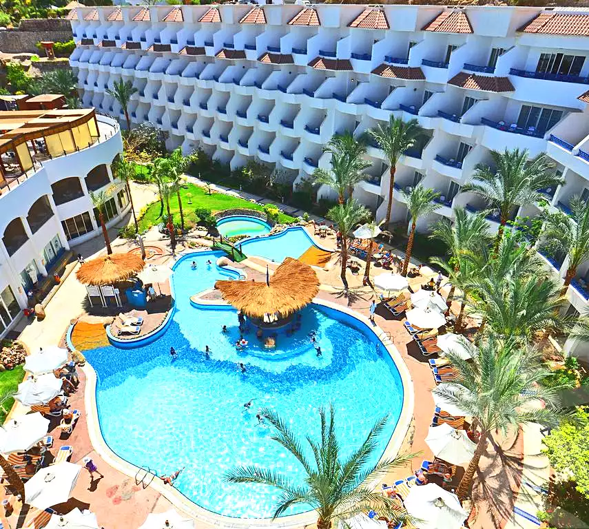 https://aqarmap.com.eg/ar/listing/7345867-for-sale-red-sea-hurghada-resorts-grand-rock-resort-al-hares