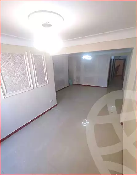 https://aqarmap.com.eg/ar/listing/7346126-for-rent-alexandria-miami-shr-jml-bd-lnsr