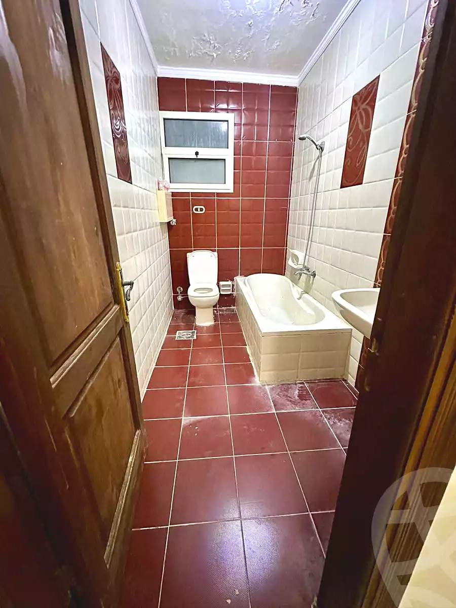 https://aqarmap.com.eg/en/listing/7346461-for-rent-alexandria-miami-mahmoud-el-isawy-st