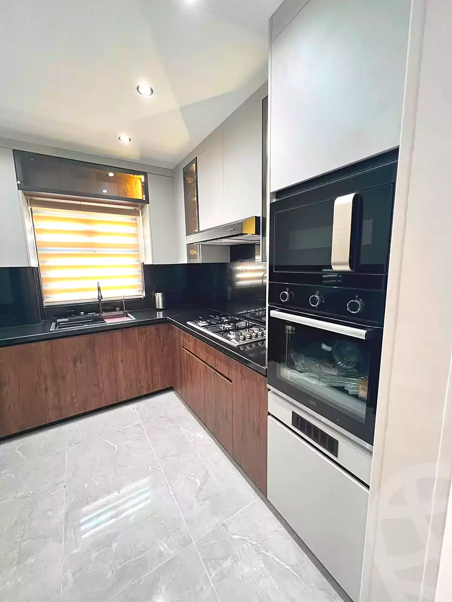 https://aqarmap.com.eg/ar/listing/7346650-for-sale-cairo-new-cairo-compounds-mwrd-fq-llttwyr