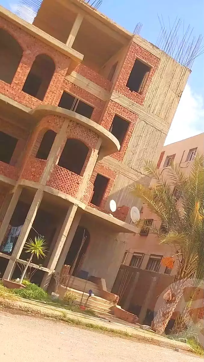 https://aqarmap.com.eg/en/listing/7346785-for-sale-cairo-new-cairo-ganob-el-akadamiya-south-academy-a-zaid-ebn-haretha-st