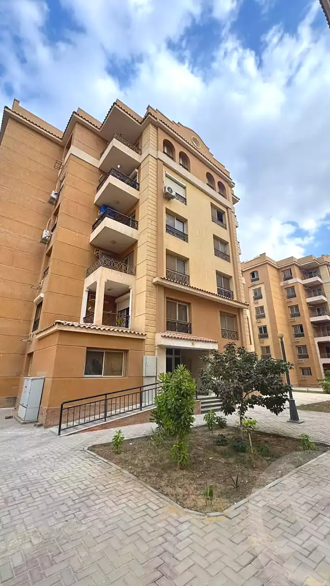 https://aqarmap.com.eg/en/listing/7346963-for-sale-cairo-new-cairo-el-andalous-el-andalus-el-motamayez