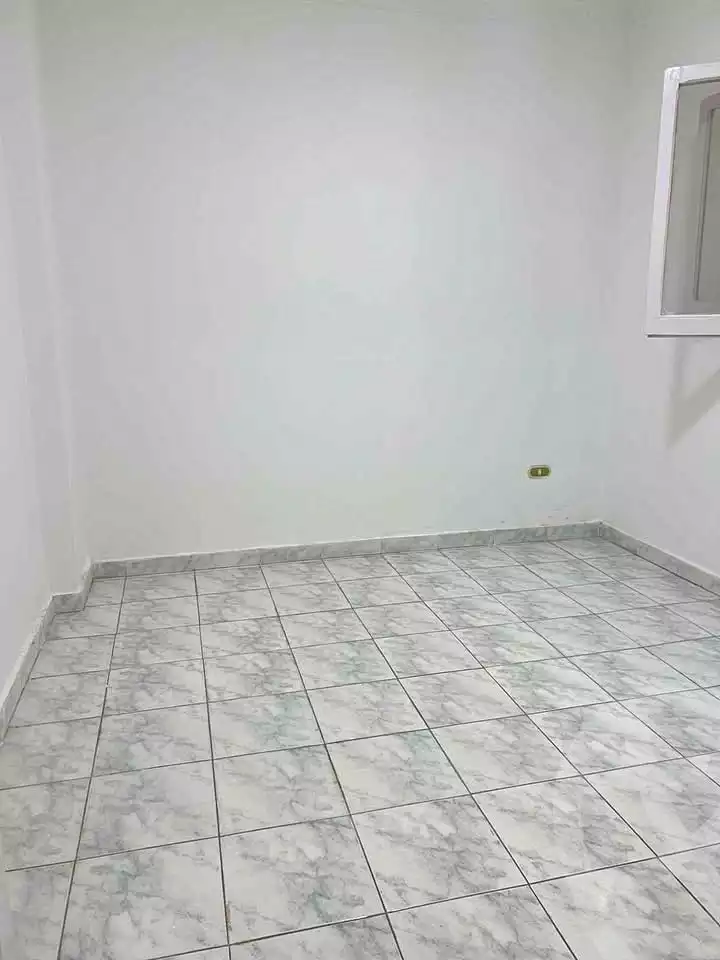 https://aqarmap.com.eg/ar/listing/7347170-for-sale-alexandria-al-agamy-shataa-el-nakheel