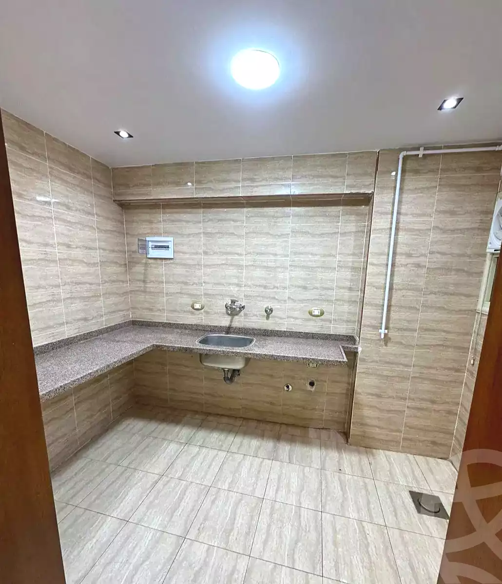 https://aqarmap.com.eg/en/listing/7347772-for-sale-alexandria-sydy-bshr-sydy-bshr-bhry-shr-mhmwd-l-yswy