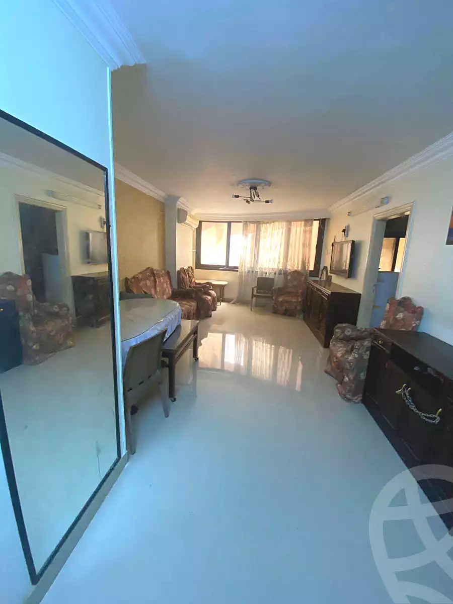 https://aqarmap.com.eg/ar/listing/7348069-for-sale-cairo-helwan-hadayek-helwan-nile-corniche-st