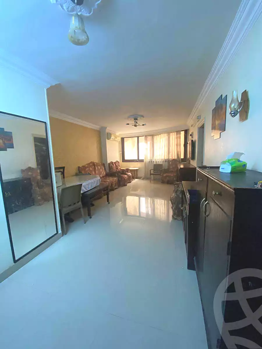 https://aqarmap.com.eg/ar/listing/7348069-for-sale-cairo-helwan-hadayek-helwan-nile-corniche-st