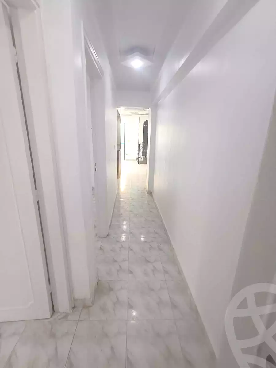 https://aqarmap.com.eg/en/listing/7348098-for-sale-alexandria-al-agamy-shataa-el-nakheel-street-23