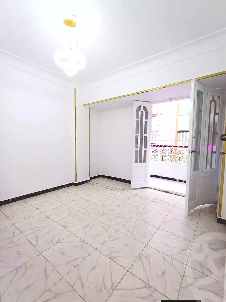 https://aqarmap.com.eg/ar/listing/7348142-for-sale-alexandria-al-agamy-shataa-el-nakheel