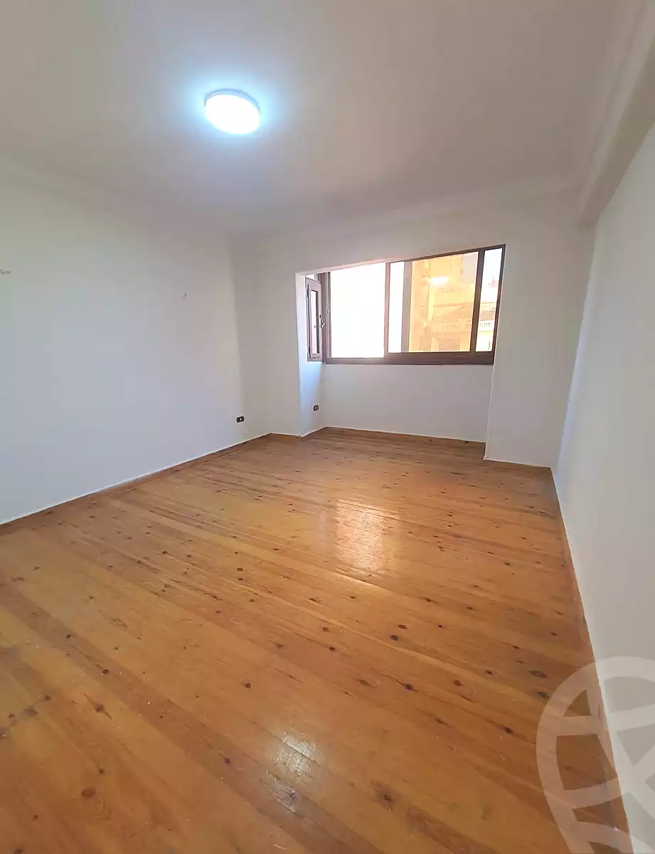 https://aqarmap.com.eg/en/listing/7348399-for-sale-alexandria-miami