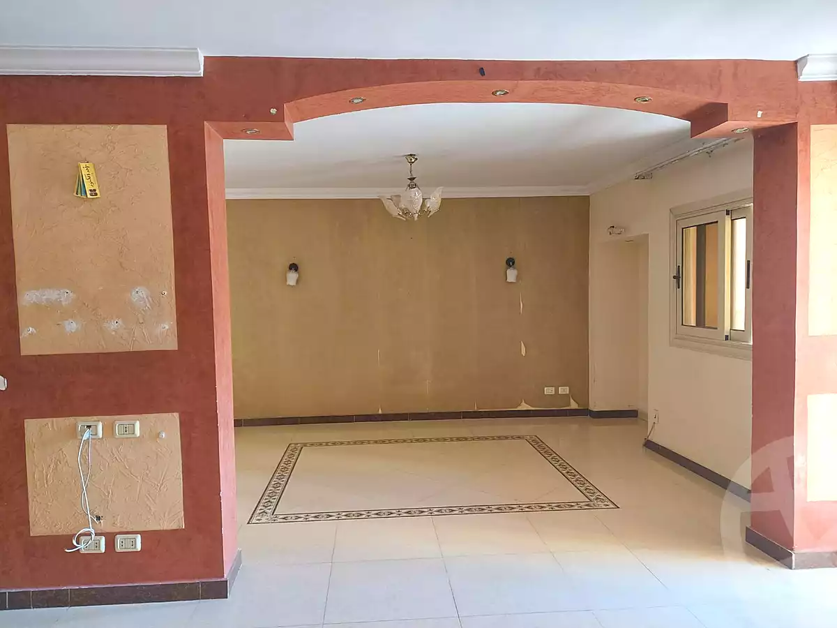 https://aqarmap.com.eg/ar/listing/7348489-for-sale-cairo-helwan-helwan-el-sharkeya-thabit-basha-st