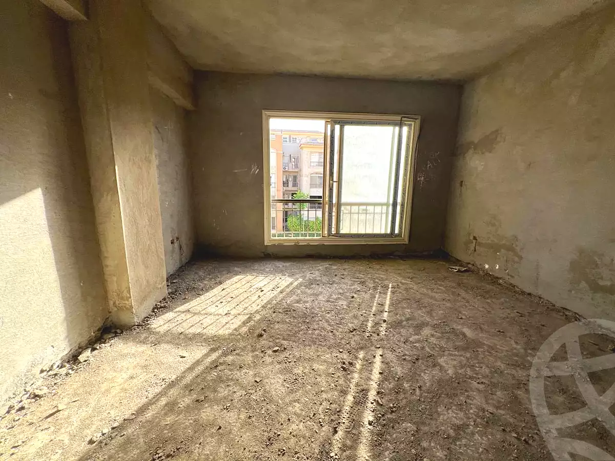 https://aqarmap.com.eg/ar/listing/7349252-for-sale-cairo-new-cairo-compounds-stwn-ryzydns-by-ar-y-llttwyr