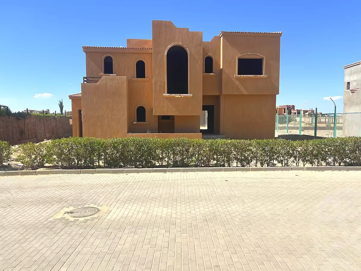 https://aqarmap.com.eg/ar/listing/7335858-for-sale-cairo-el-sheikh-zayed-city-lshykh-zyd-ljdyd-wdy-lnkhyl