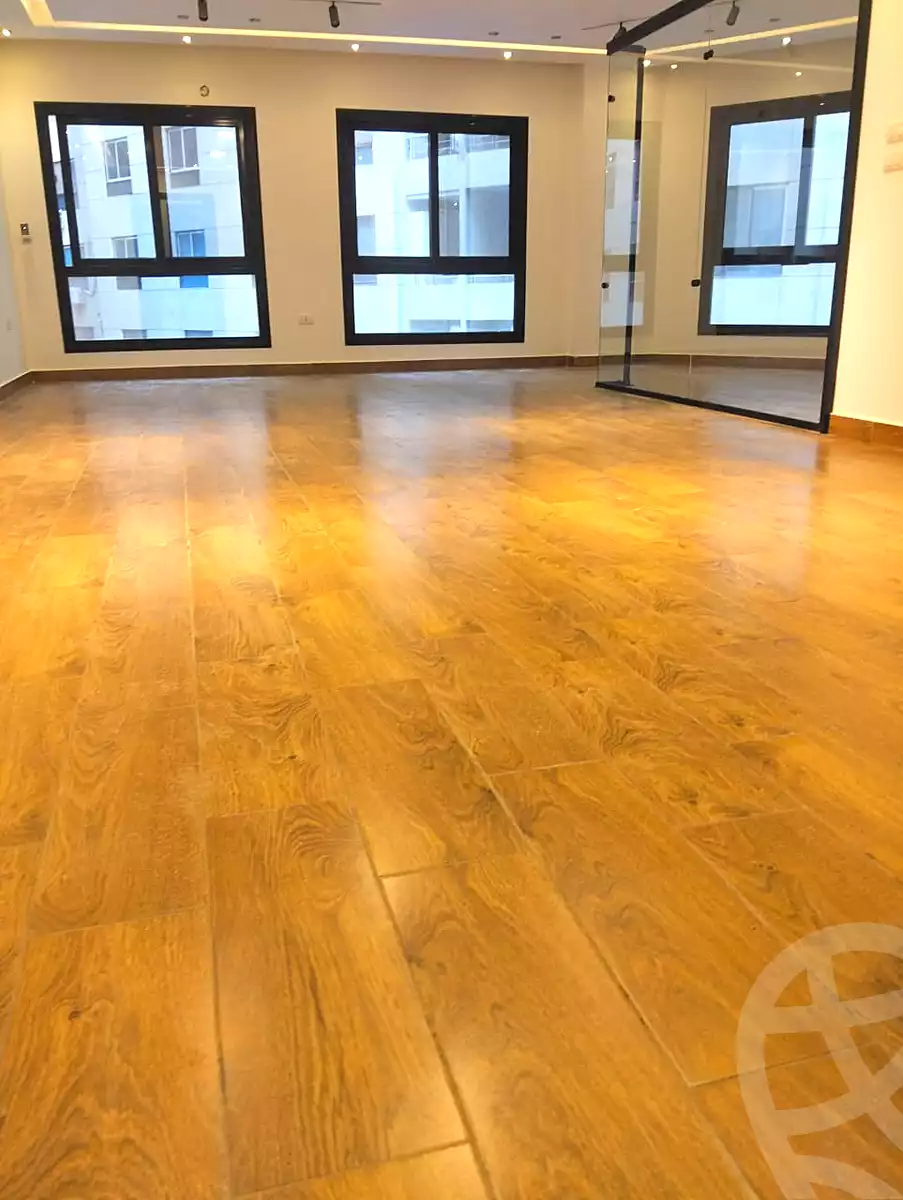 https://aqarmap.com.eg/ar/listing/7349423-for-rent-cairo-el-maadi-compounds-rayhanah-plaza