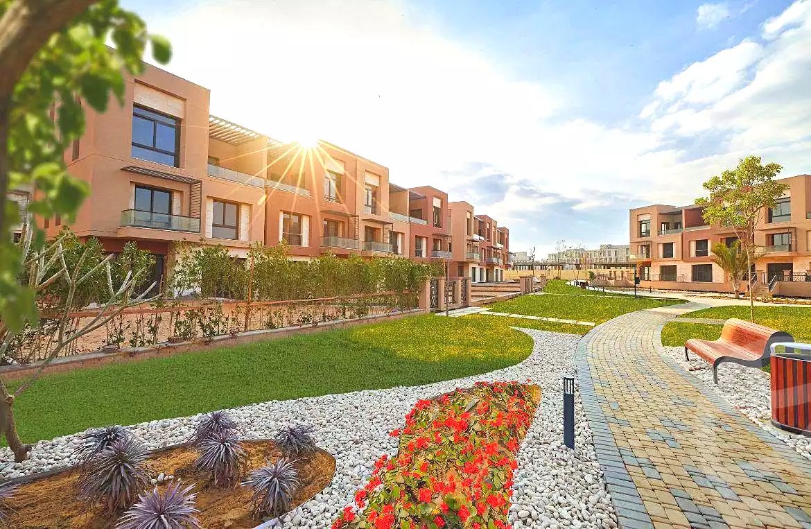 https://aqarmap.com.eg/ar/listing/7350333-for-sale-cairo-new-cairo-6th-settlement-compounds-crescent-walk-compound-marakez