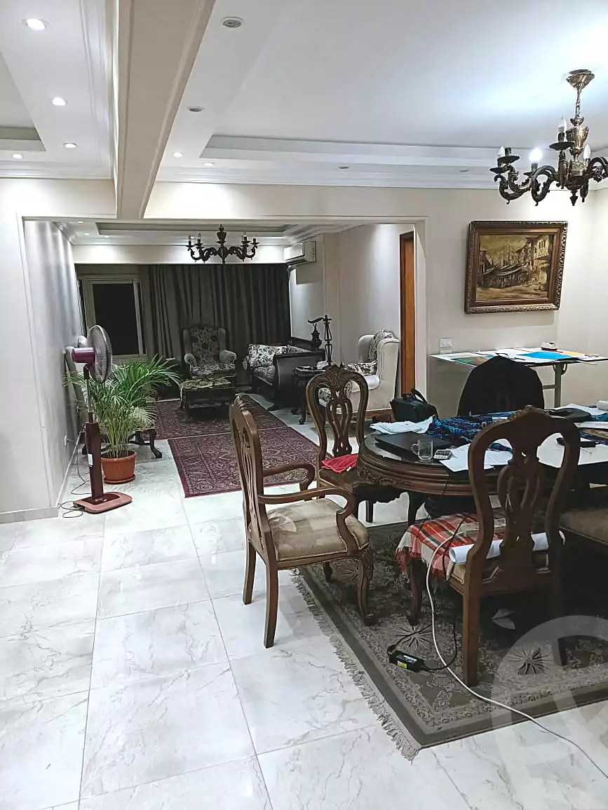 https://aqarmap.com.eg/ar/listing/7350363-for-sale-cairo-ljyz-shareaa-morad  charel degol