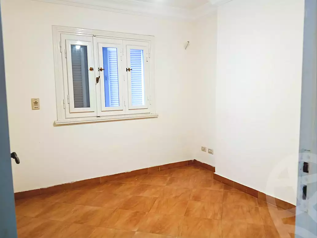 https://aqarmap.com.eg/ar/listing/7350643-for-sale-alexandria-camp-cesar-el-gaish-rd