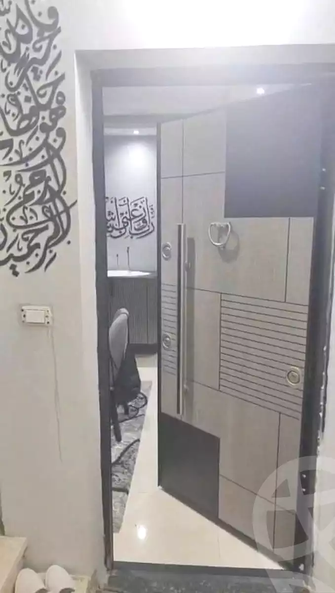https://aqarmap.com.eg/ar/listing/7350954-for-sale-cairo-ain-shams-ain-shams-el-sharkia-el-zahraa-st