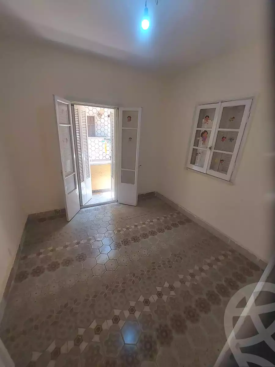 https://aqarmap.com.eg/ar/listing/7351015-for-sale-cairo-helwan-helwan-el-sharkeya-ismael-kamel-st