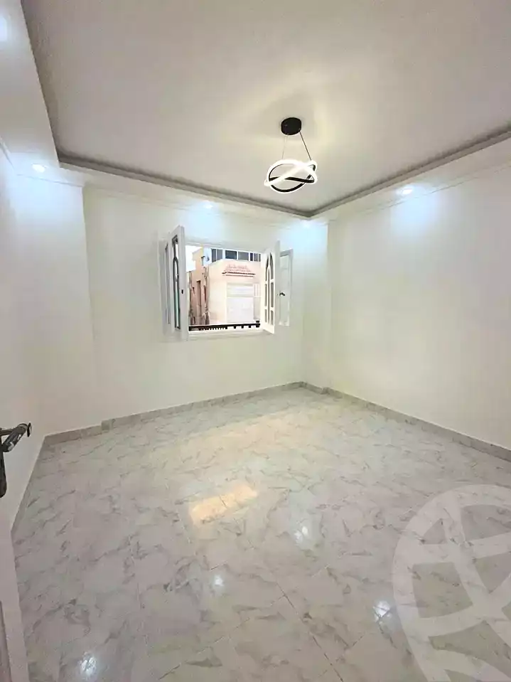 https://aqarmap.com.eg/en/listing/7351013-for-sale-alexandria-al-agamy-shataa-el-nakheel