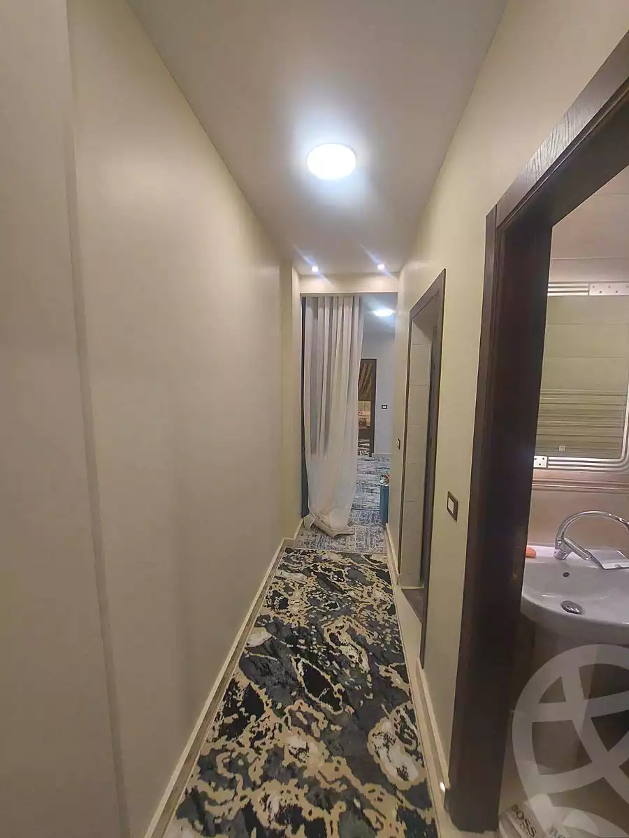 https://aqarmap.com.eg/en/listing/7351023-for-sale-cairo-helwan-el-shareaa-el-sharby-st