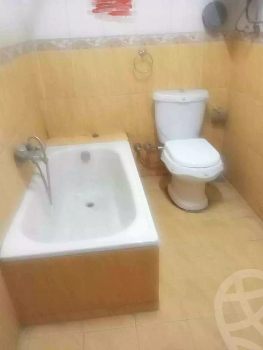 https://aqarmap.com.eg/ar/listing/7351045-for-rent-cairo-el-zaytun-hlmy-lzytwn-shr-ly-bsh