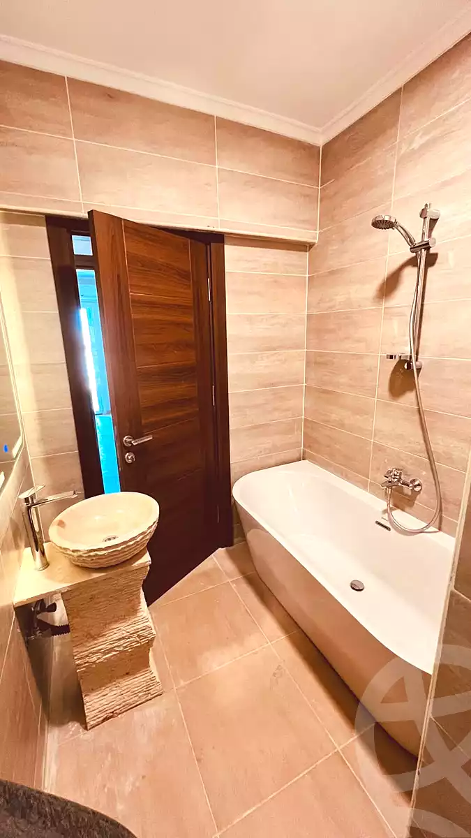https://aqarmap.com.eg/ar/listing/7352354-for-sale-cairo-6th-of-october-compounds-mountain-view-icity-october-lagoon-beach-park-mountain-view-icity