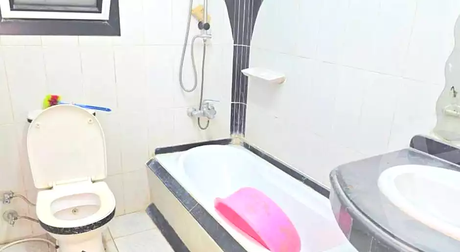 https://aqarmap.com.eg/en/listing/7352410-for-sale-alexandria-al-agamy-el-hanouvel-radwan-st