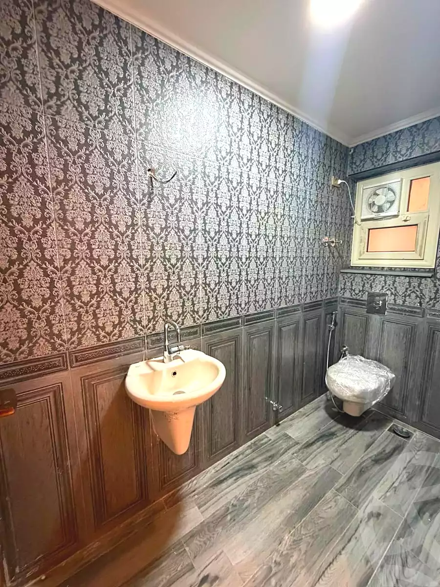 https://aqarmap.com.eg/en/listing/7352413-for-sale-cairo-new-cairo-compounds-mwrd-fq-llttwyr