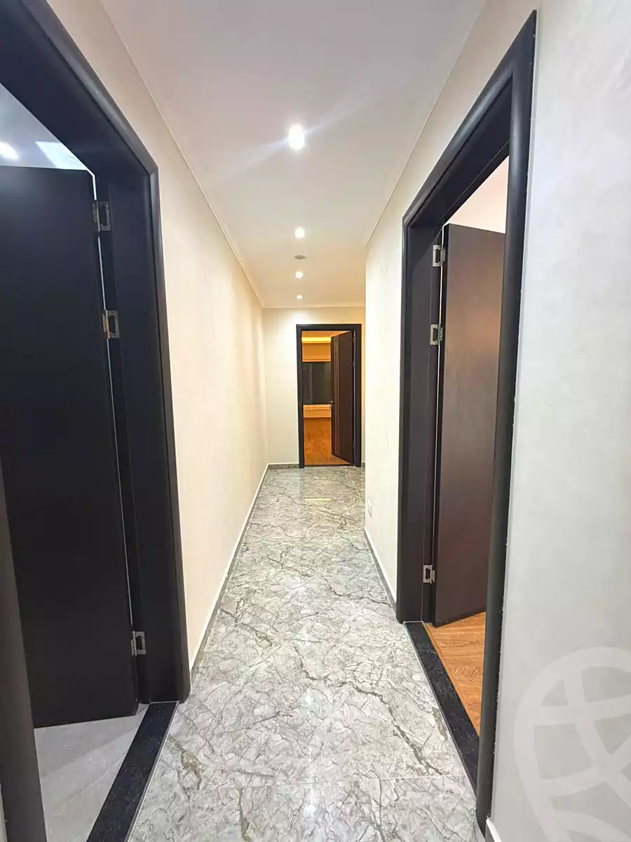 https://aqarmap.com.eg/ar/listing/7352604-for-sale-cairo-new-cairo-compounds-mwrd-fq-llttwyr