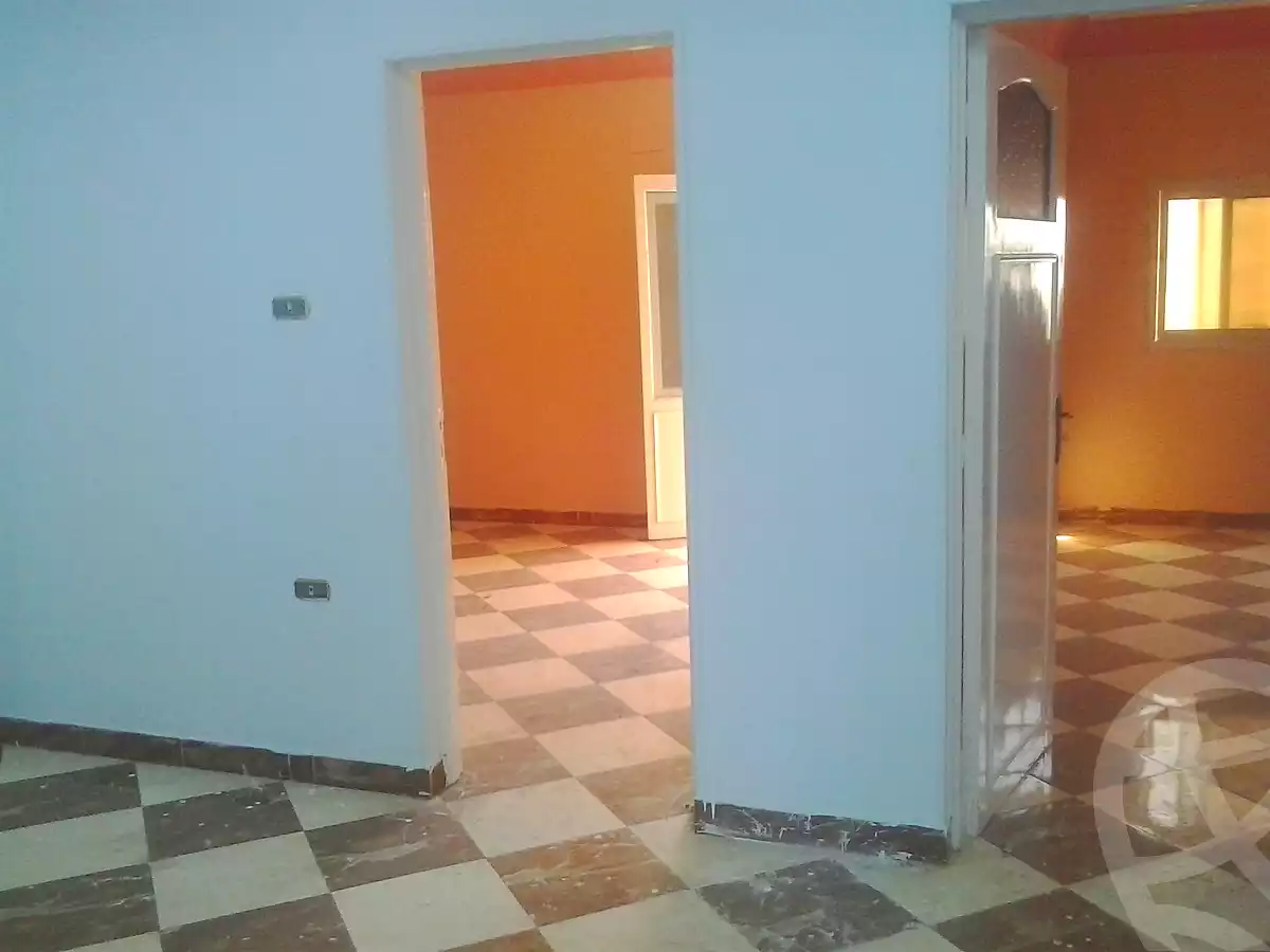 https://aqarmap.com.eg/ar/listing/7352629-for-sale-asyut-asyut-city-kornish-al-nile-al-thawra-st