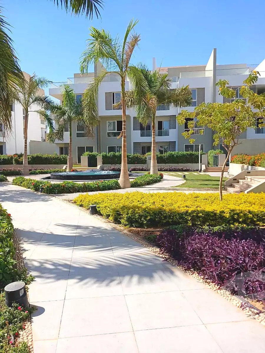 https://aqarmap.com.eg/ar/listing/7352631-for-sale-cairo-el-sheikh-zayed-city-lshykh-zyd-ljdyd-the-estates-residences-sodic