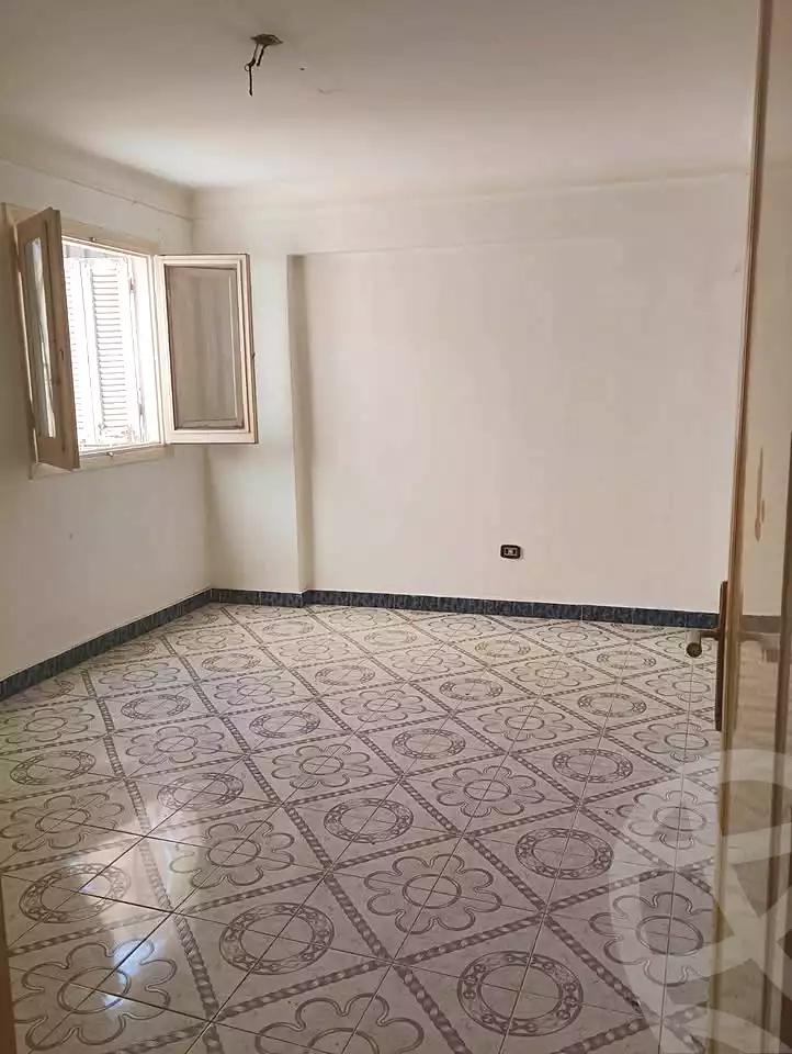 https://aqarmap.com.eg/ar/listing/7353224-for-rent-alexandria-miami-iskandar-ibrahim-st