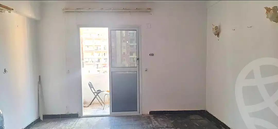 https://aqarmap.com.eg/ar/listing/7353321-for-sale-alexandria-al-agamy-bw-ywsf
