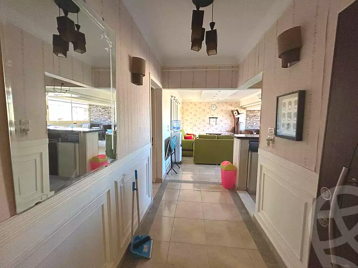 https://aqarmap.com.eg/ar/listing/7353236-for-sale-cairo-6th-of-october-el-hay-el-motamyz-el-motamayez-neighborhood-abd-el-haleem-mahmoud-st