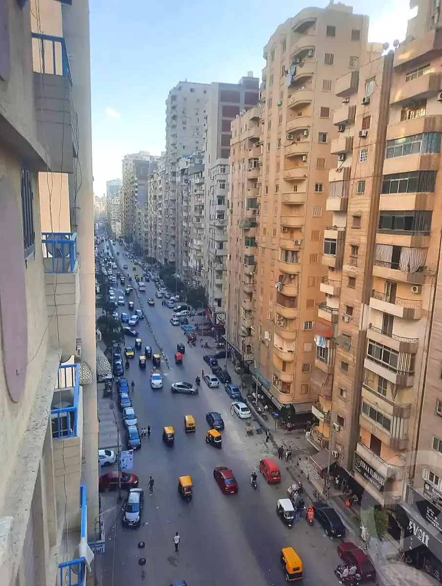 https://aqarmap.com.eg/ar/listing/7353462-for-sale-alexandria-sydy-bshr-sydy-bshr-bhry-gamal-abd-el-nasir-st