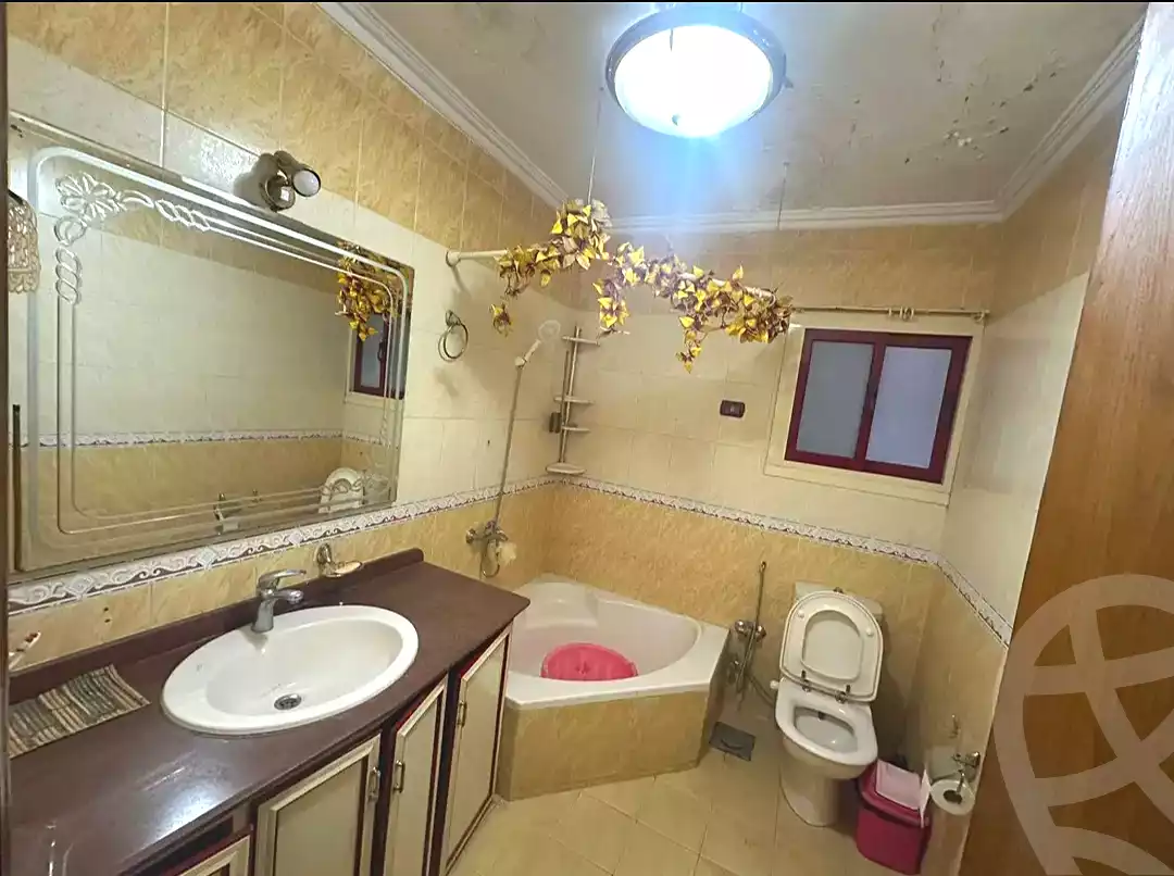 https://aqarmap.com.eg/ar/listing/7353462-for-sale-alexandria-sydy-bshr-sydy-bshr-bhry-gamal-abd-el-nasir-st