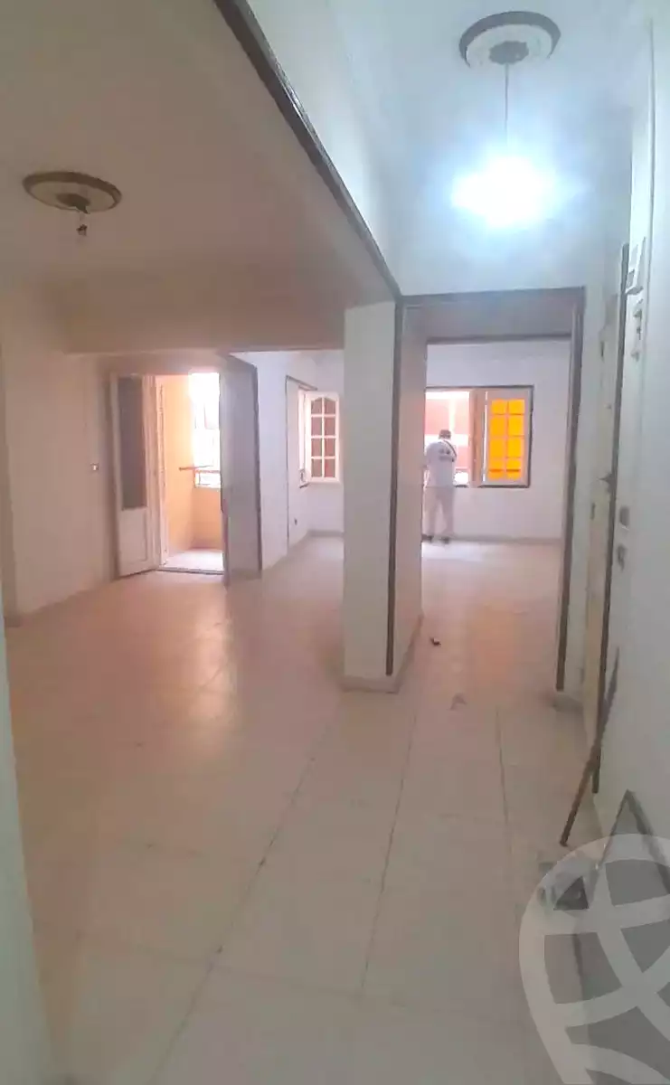https://aqarmap.com.eg/ar/listing/7353551-for-sale-alexandria-sydy-bshr-sydy-bshr-bhry-shr-mhmwd-l-yswy