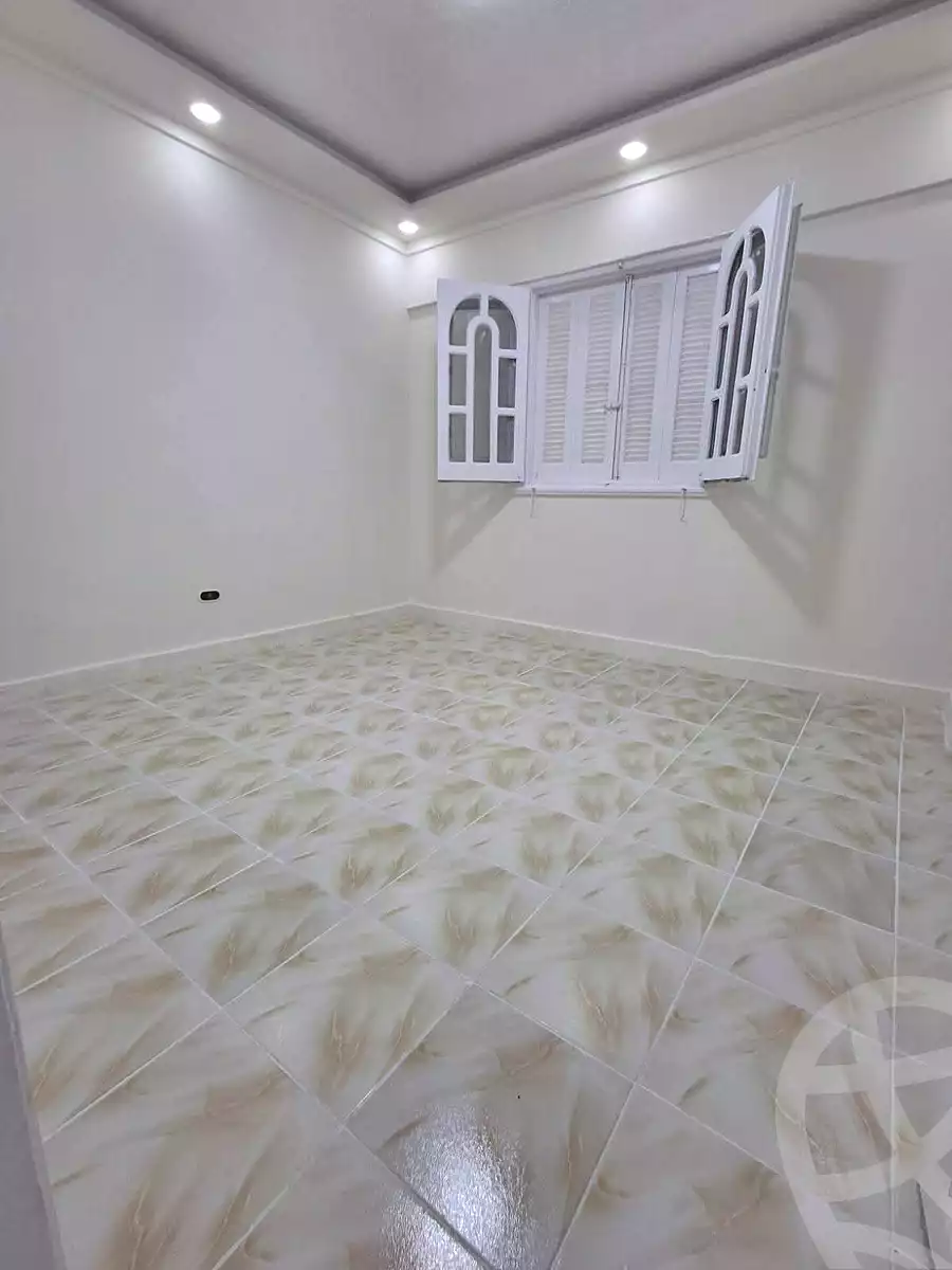 https://aqarmap.com.eg/en/listing/7353747-for-sale-alexandria-al-agamy-shataa-el-nakheel