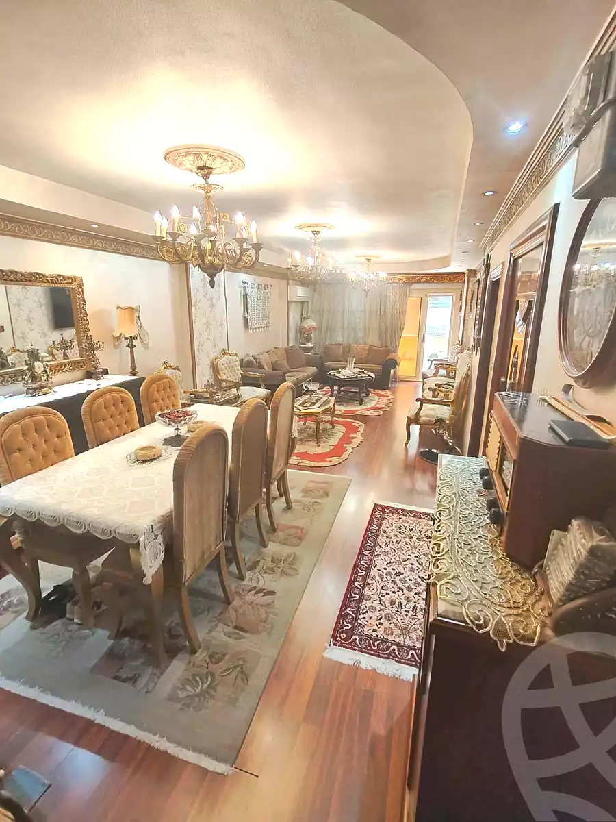 https://aqarmap.com.eg/ar/listing/7353767-for-sale-alexandria-sydy-bshr-sydy-bshr-bhry-shr-mhmwd-l-yswy