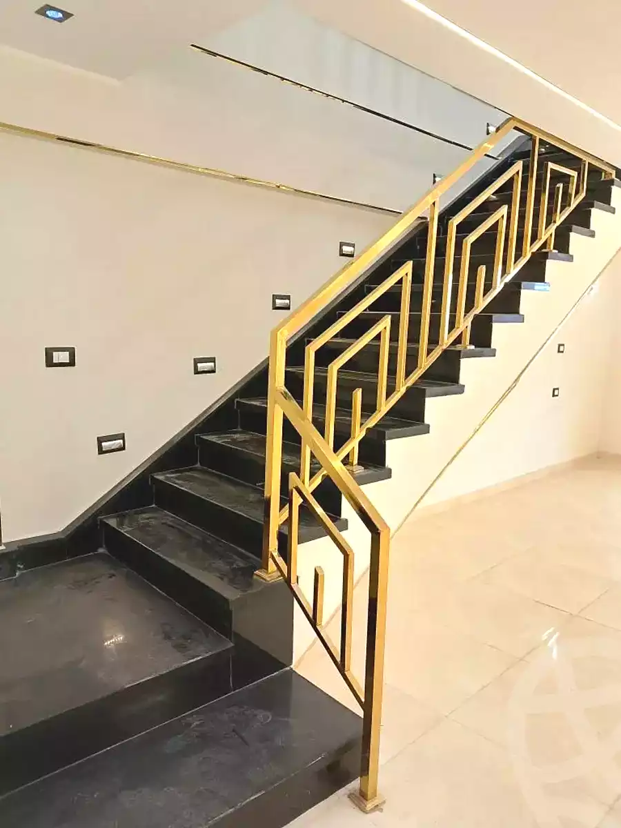 https://aqarmap.com.eg/en/listing/7353768-for-sale-alexandria-al-agamy-el-hanouvel
