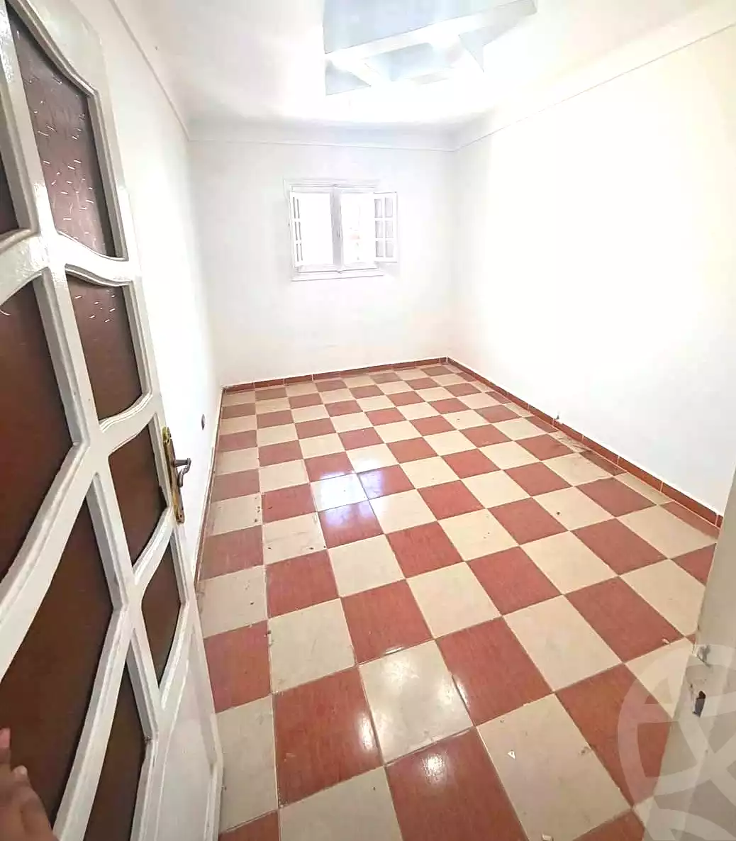 https://aqarmap.com.eg/ar/listing/7353816-for-sale-alexandria-lsywf-el-falki