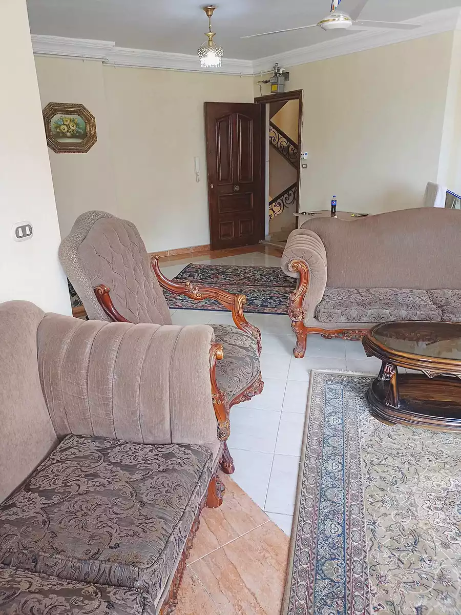 https://aqarmap.com.eg/ar/listing/7353865-for-rent-alexandria-el-asafra-l-sfr-bhry
