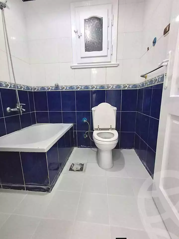 https://aqarmap.com.eg/ar/listing/7353985-for-sale-alexandria-al-agamy-shataa-el-nakheel