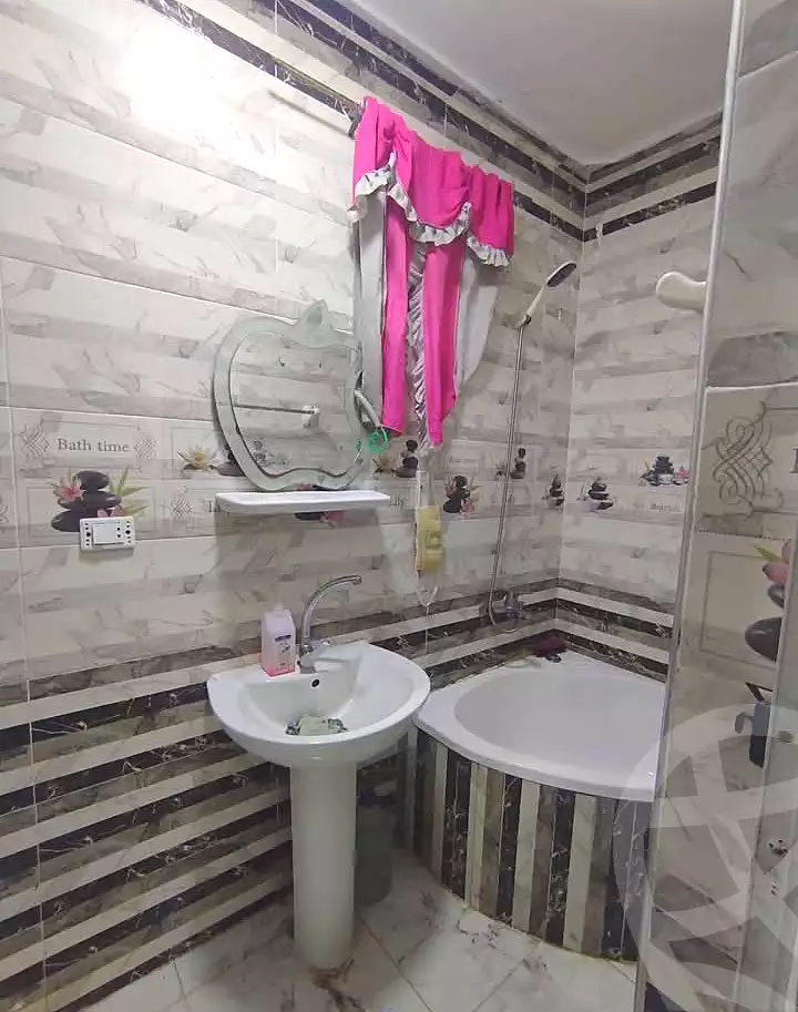 https://aqarmap.com.eg/ar/listing/7354039-for-sale-alexandria-al-agamy-el-hanouvel