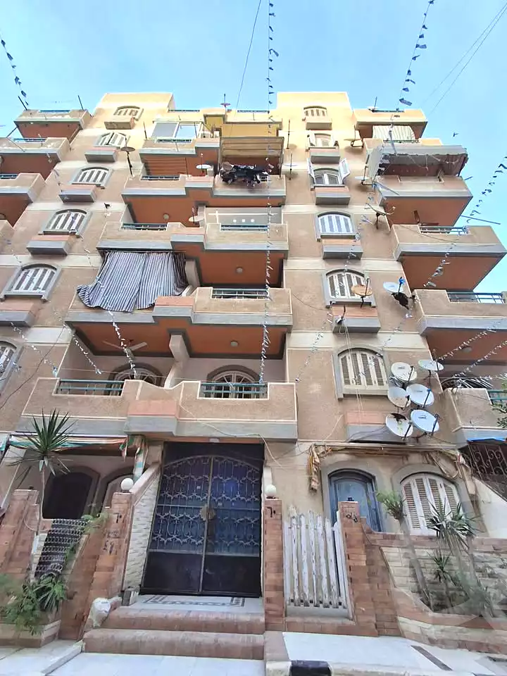 https://aqarmap.com.eg/en/listing/7354051-for-sale-alexandria-al-agamy-shataa-el-nakheel
