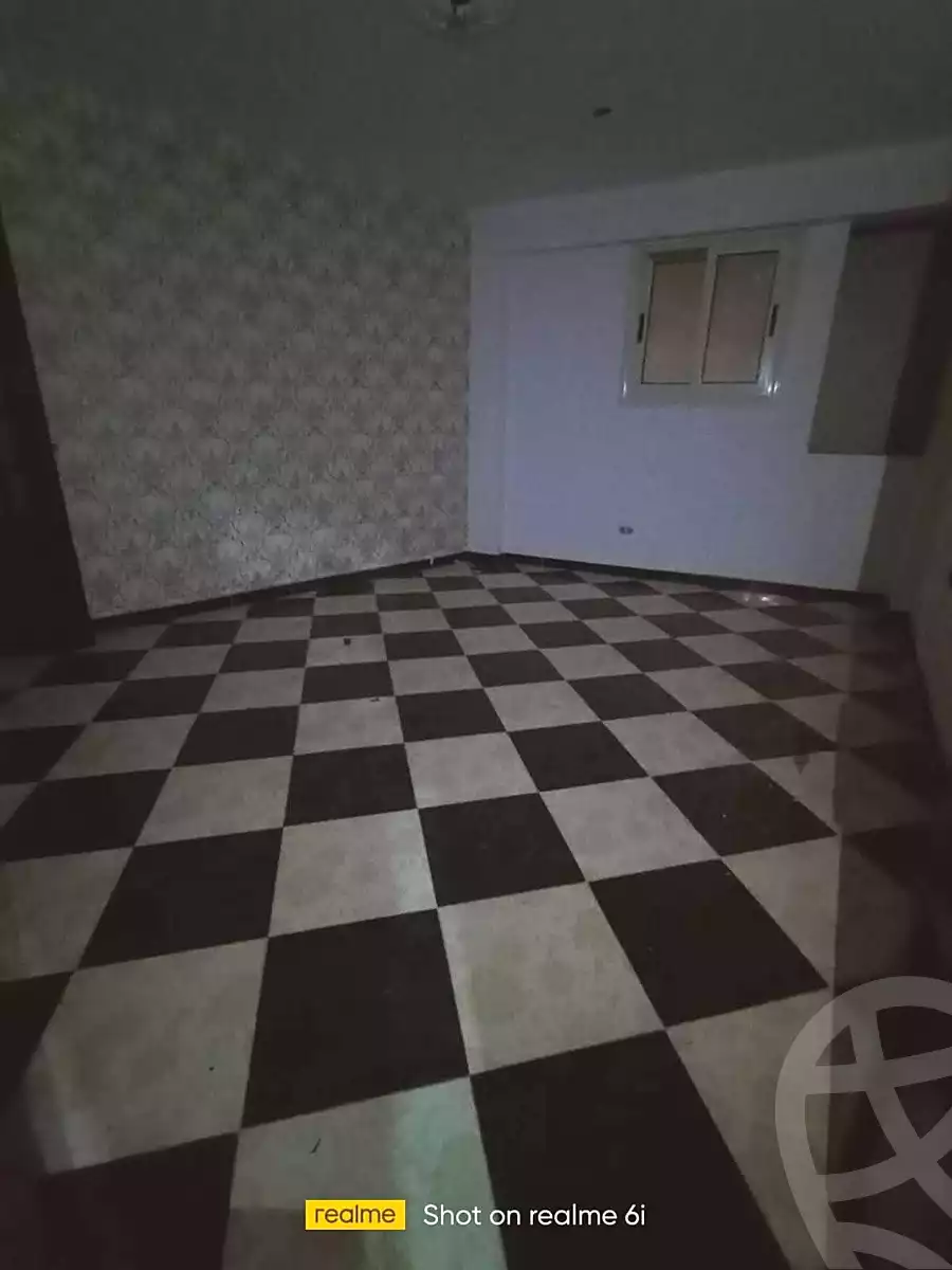 https://aqarmap.com.eg/en/listing/7354301-for-sale-alexandria-alhadara-new-el-hadra