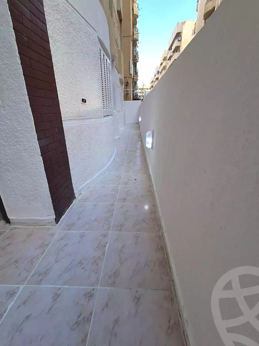 https://aqarmap.com.eg/ar/listing/7354325-for-sale-alexandria-al-agamy-shataa-el-nakheel