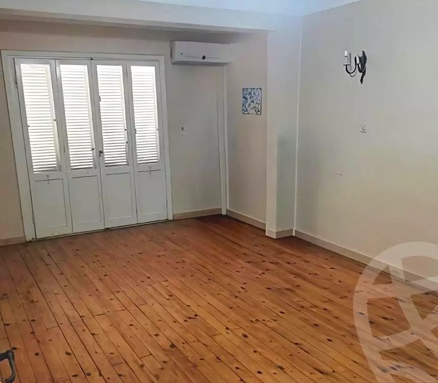 https://aqarmap.com.eg/ar/listing/7354779-for-sale-alexandria-ganaklis